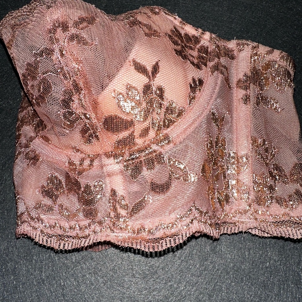 Victoria's Secret Floral Embroidered Bra in Peach and Gold - Picture 5 of 5